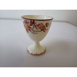 Un coquetier porcelaine de Sarreguemines minton 252